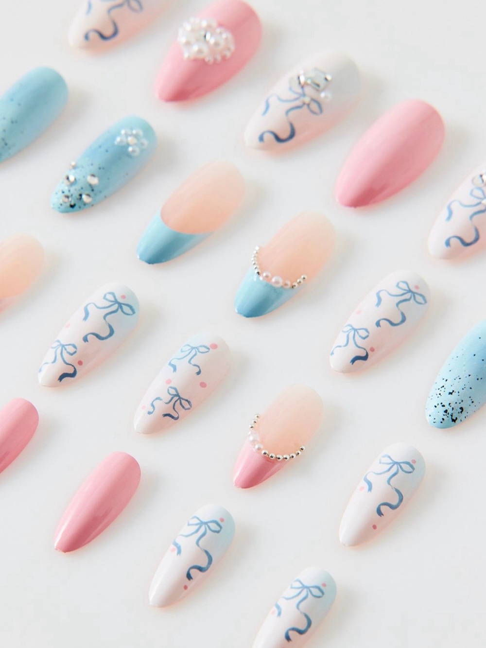 UO Never Have I Ever Reusable Press-On Faux Nails